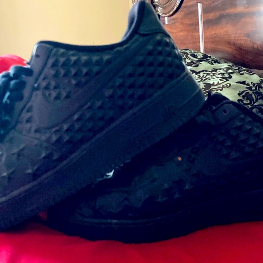 Mens Nike Air Force 1 LV8